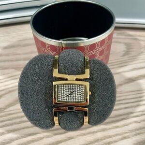 Relic by Fossil Y2K Gold Crystal Bracelet Watch - 2000 Glams